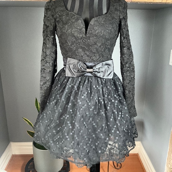 VTG Jessica McClintock Gunne Sax WEDNESDAY Halloween Costume Black Junior 7/8 - Picture 2 of 12